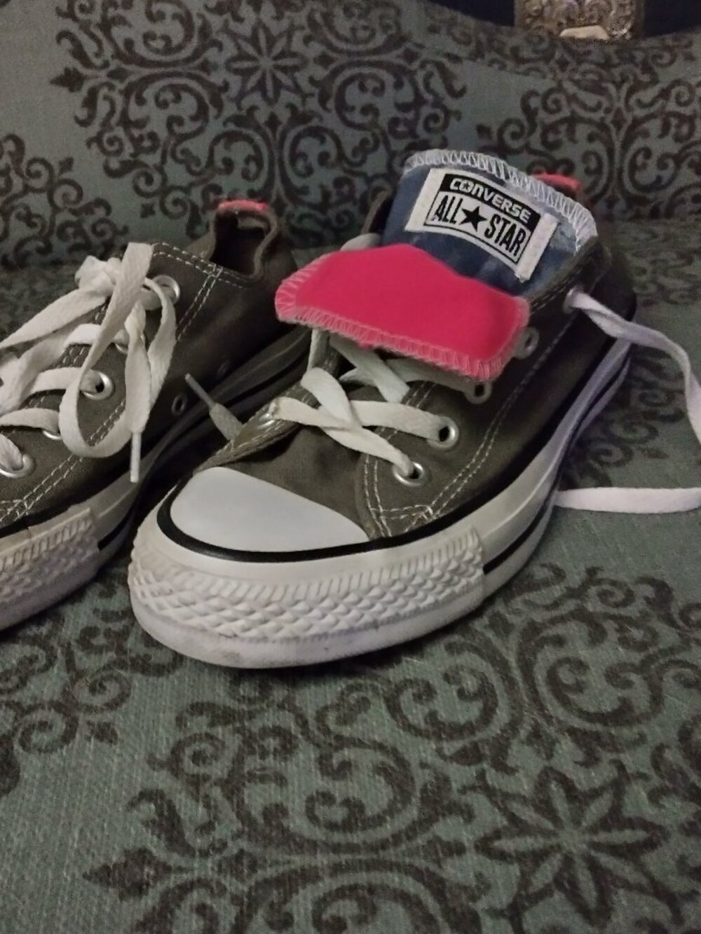 Converse